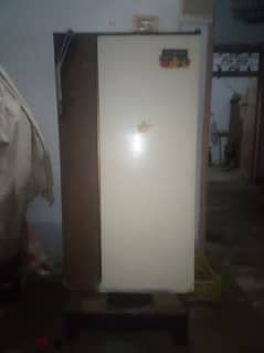 1 Door Small fridge for sale