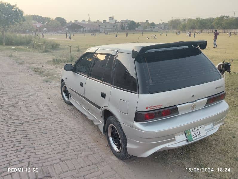 Suzuki Cultus VXR 2011 10