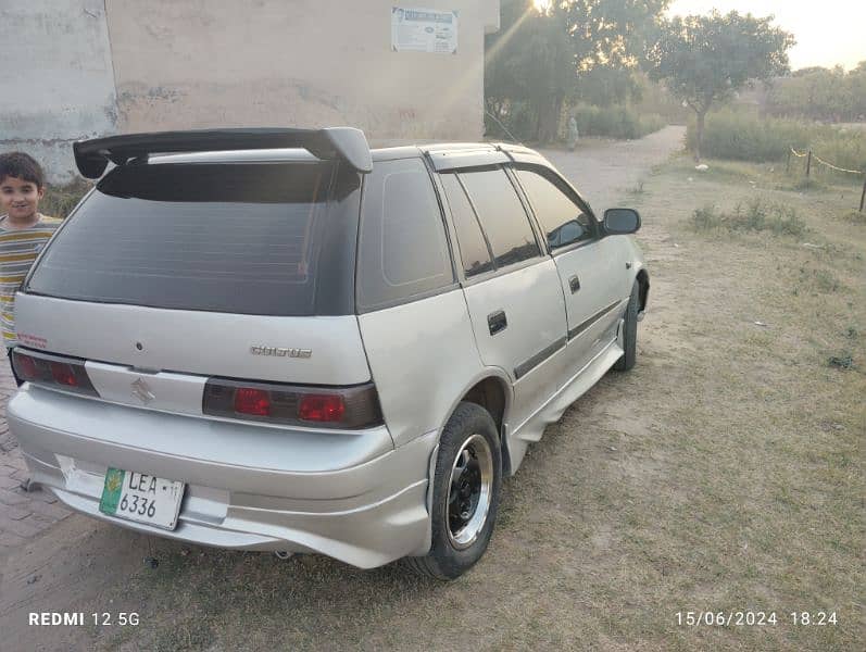 Suzuki Cultus VXR 2011 13