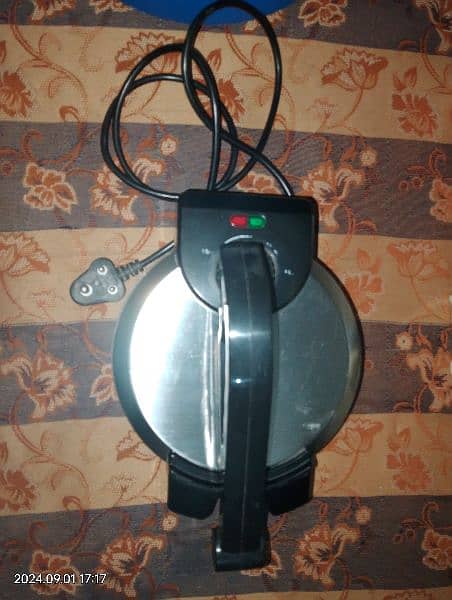 Roti maker prestige size 8 inch for sale 0