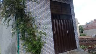 2.5 Marla upper porsation on rent kahna nau few steps new defence road Lahore