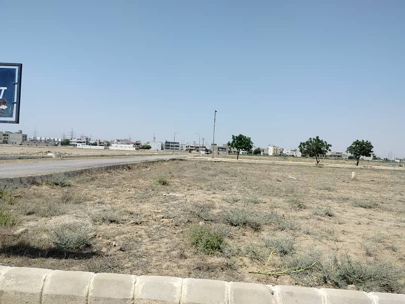 Plot for sale in sachal Sarmast society 14