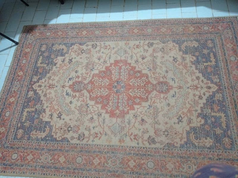 used centre rug 1