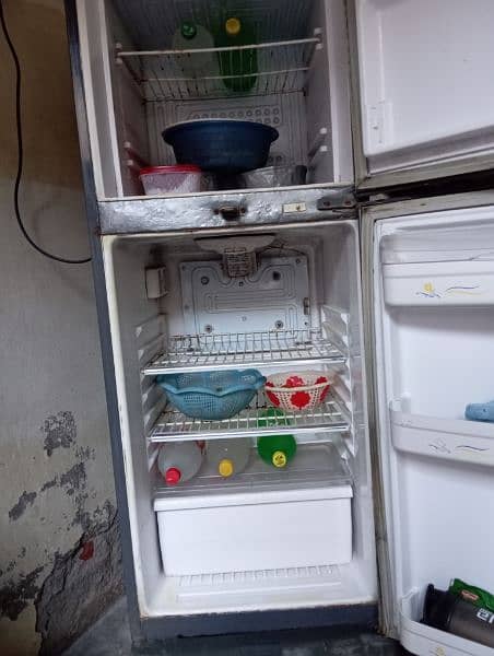 refrigerator 1