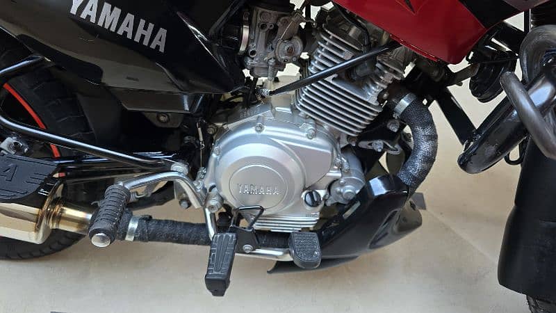 YAMAHA YBR 125G 2019 3