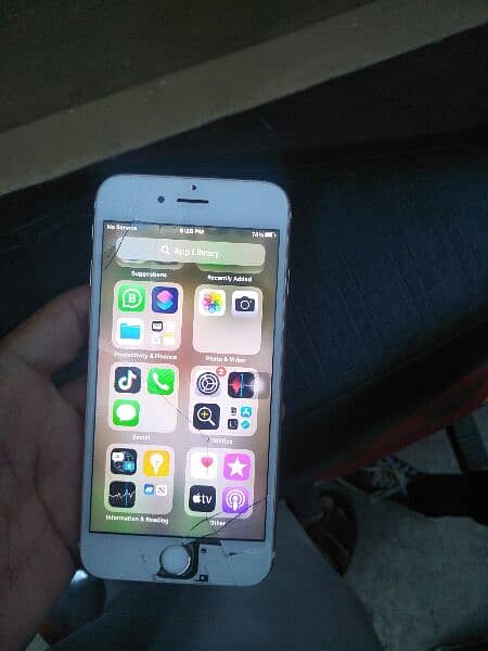 apple iPhone 6s for sale front glass broken phone no 03436501516 1