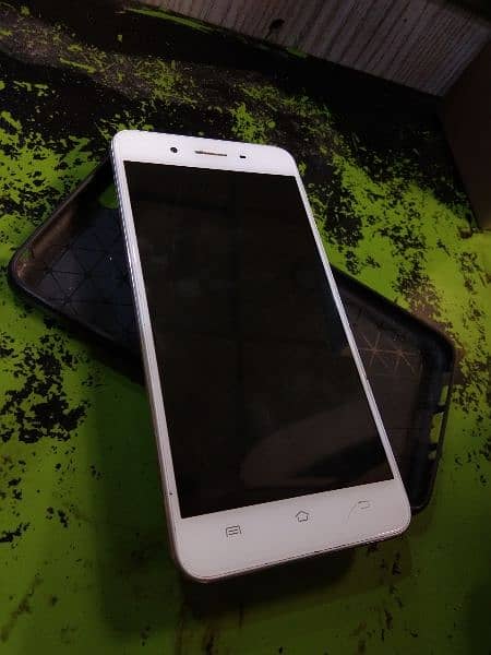 Vivo y55a 0