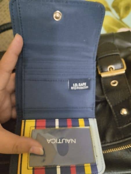 Nautica branded wallet 3