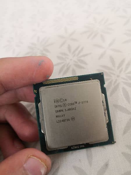 Intel i7 ( I7 3770) 3rd gen. 0