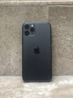 selling iPhone 11pro in a very good condition( price is Negotiatable). 0