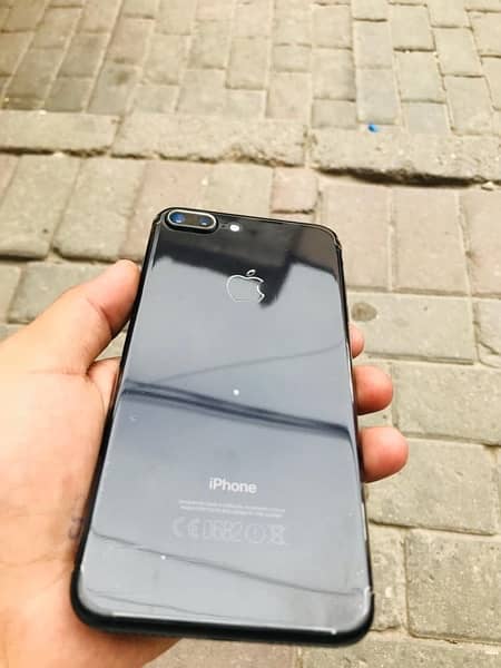 i phone 7 plus  with Box charger 1