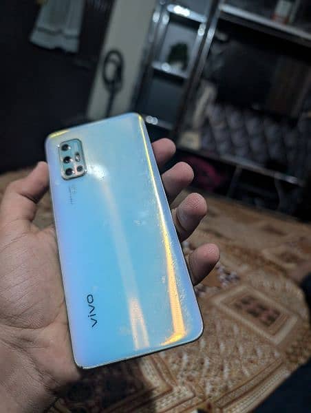 Vivo V17 3