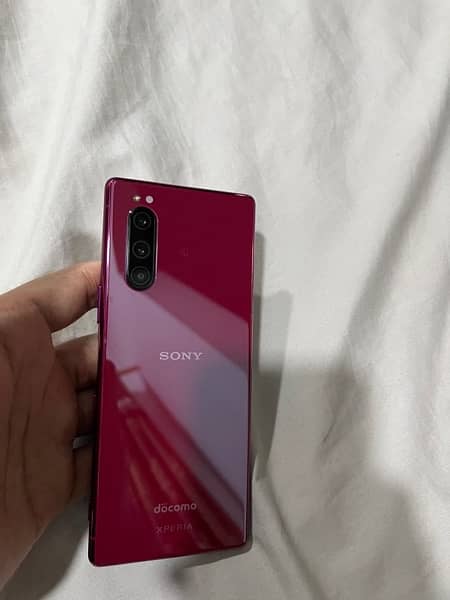 Sony Xperia 5 0