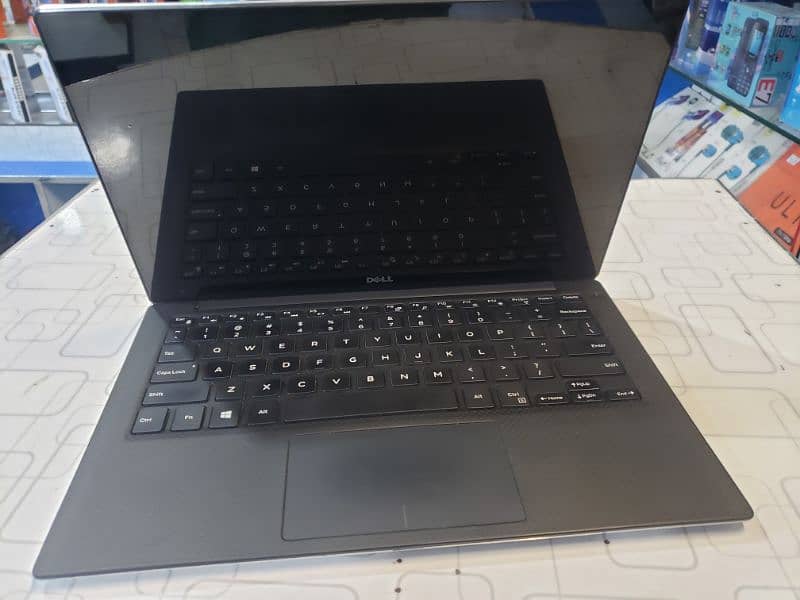 Dell Laptop 4