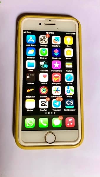 iPhone 8 PTA APPROVED GOLD COLOR For SALE 2