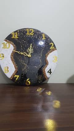 resin wall clock