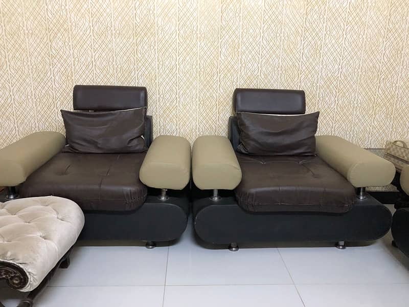 Comfy 5 seater Royal Sofa Set 1