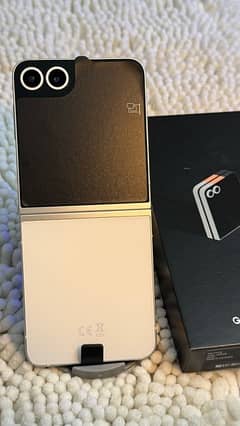 Samsung Galaxy Z Flip 6 0