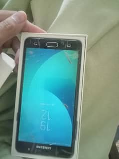 Samsung j7 max