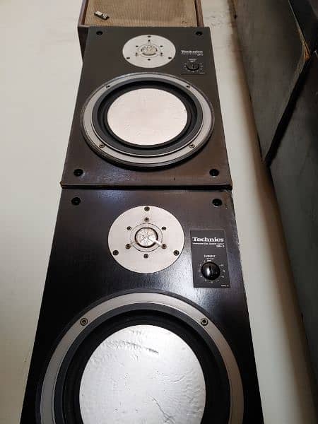 Technics SB-3 Speakers 1