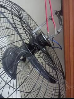 18 " Ac DC fan 12 volts