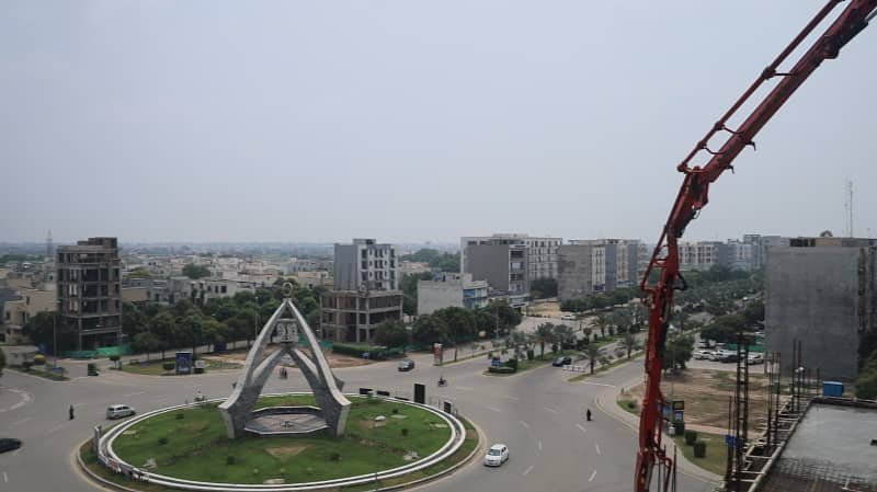 551 Square Feet Apartment Available For Sale In Facing Clock Tower In Bahria Town Lahore 8