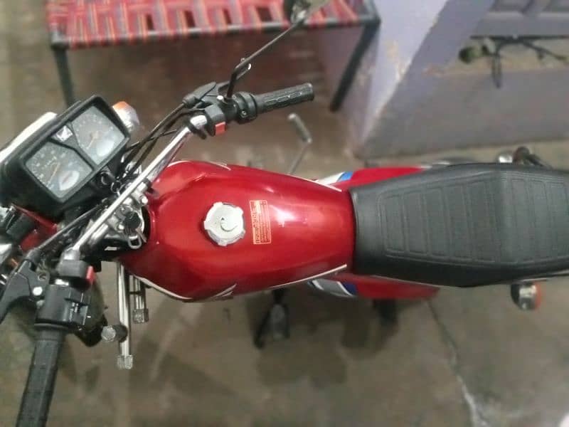 Honda 125 (23 Model) 2