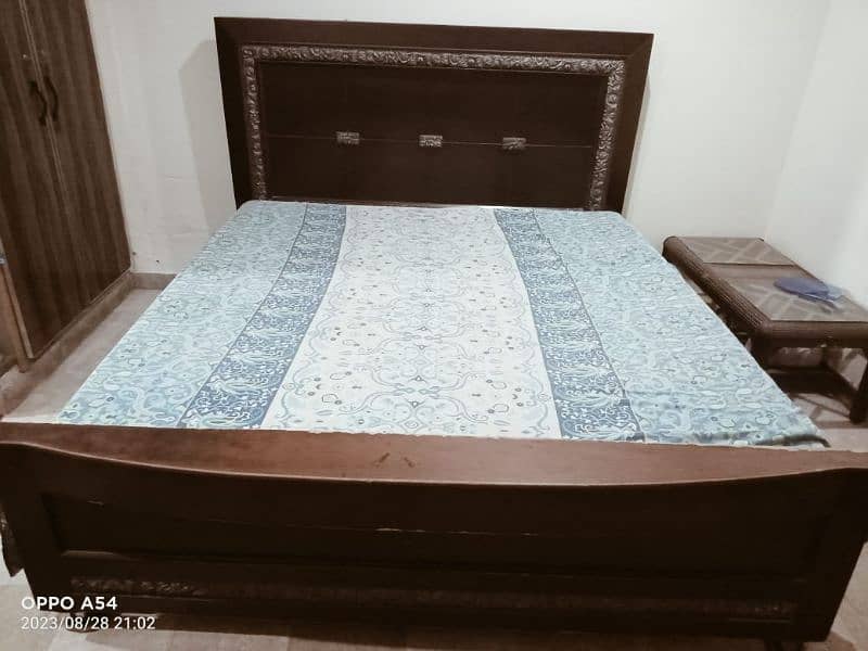 Master Bed 8/10 condition 2