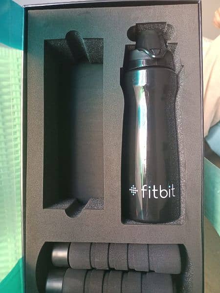 Fitbit bottle and jumping rope 2 in 1 5