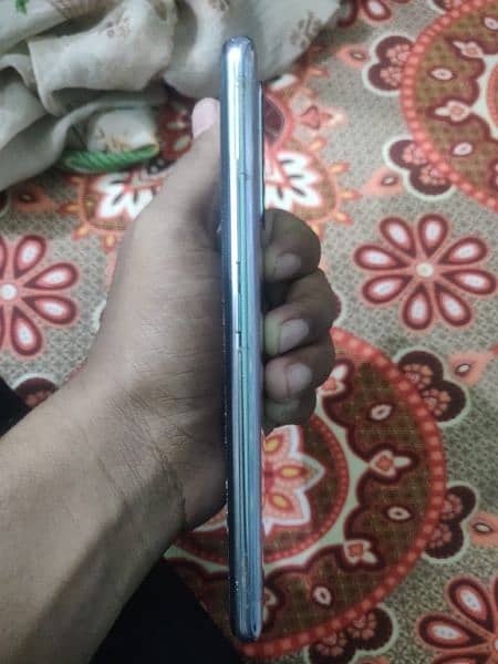 vivo v1933 1