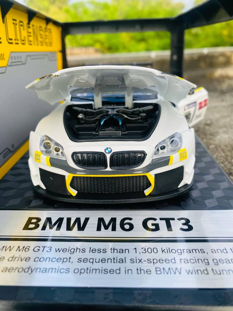 BMW M6 GT3 Sport car racing car Officially Licensed Diecast model 3