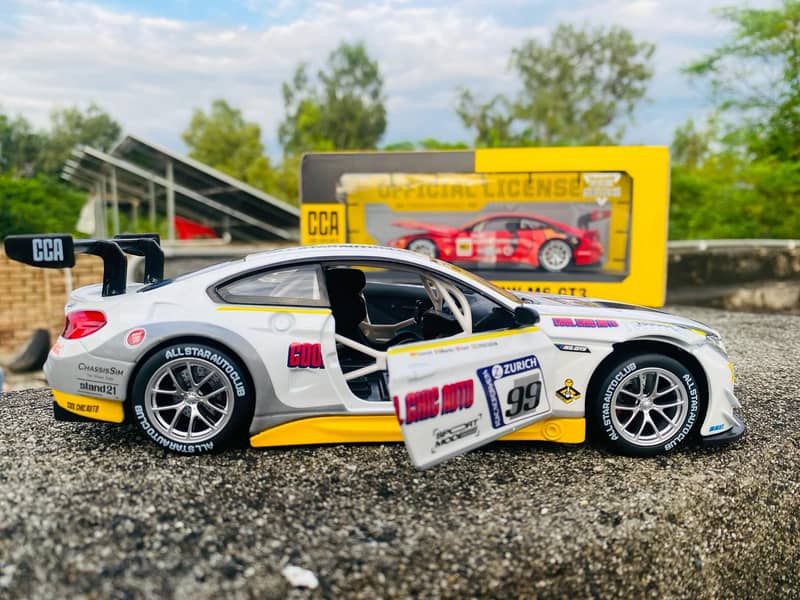 BMW M6 GT3 Sport car racing car Officially Licensed Diecast model 5