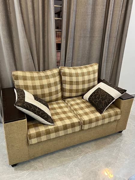 7 Seater sofa set for sale 3