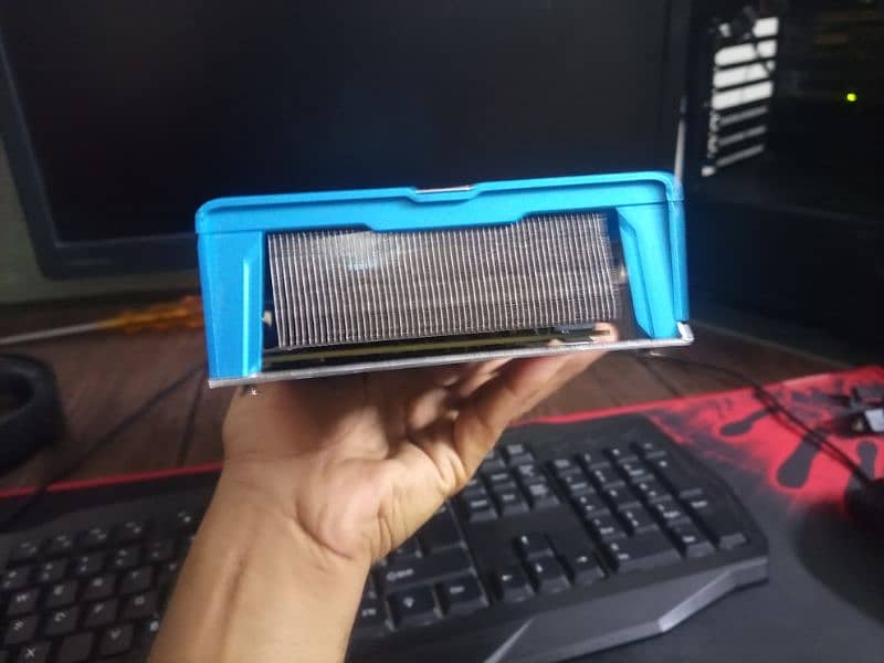 RX 590 GME 8