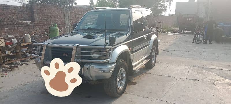 Mitsubishi Pajero 1987 2