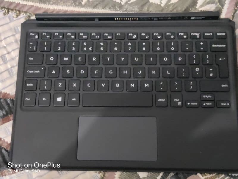 Dell Latitude 5285 model h Boht hi kmal ka laptop h 3