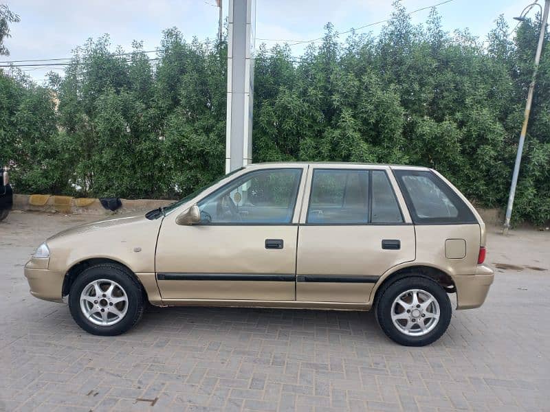 Suzuki Cultus VXLi 2007 4