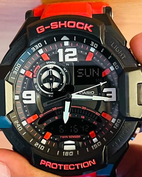 Casio G-Shock GA-1000-4B 3