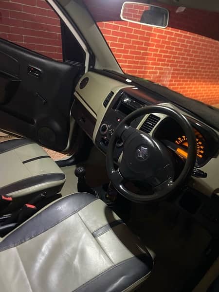 Suzuki Wagon R 2018 15