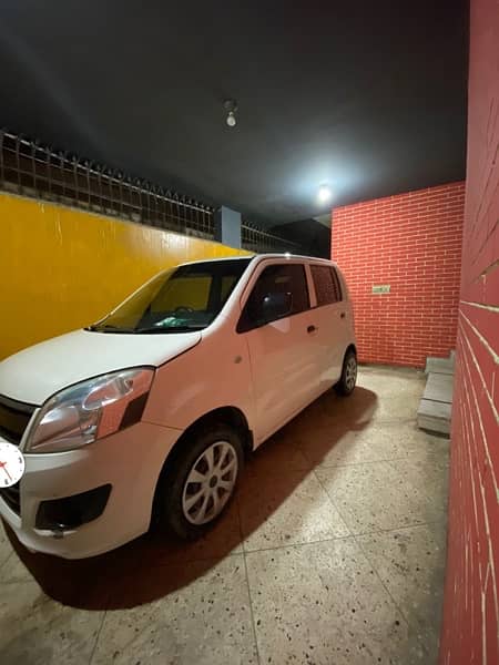 Suzuki Wagon R 2018 18