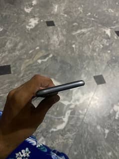 iPhone 8 pta with box