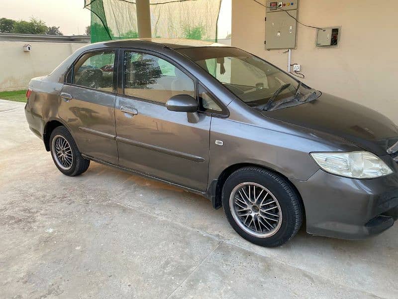 Honda City IDSI Model 2006 12