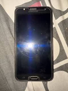 Samsung Galaxy J7 core