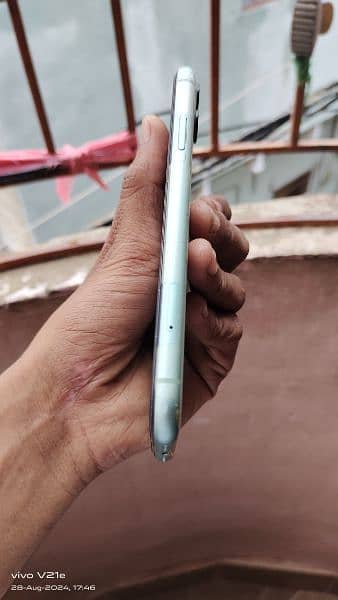 iPhone 11 non pta 1