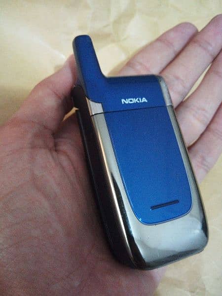 Nokia 6060, Flip, Original, Keypad mobile phone 5