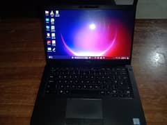 Dell Laptop Touch screen - Core i5 8 Generation 8-256 SSD