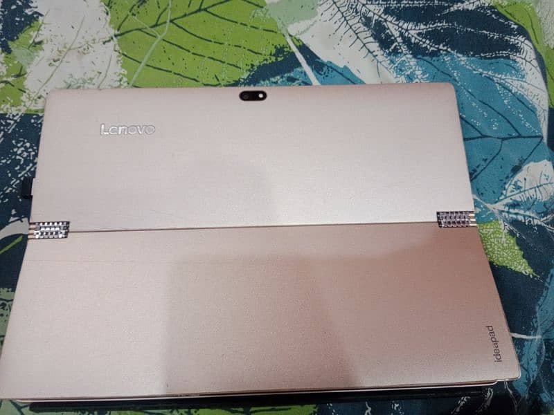 LENOVO IDEA PAD core M5 itel 3