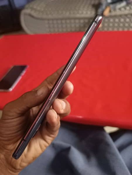 Oneplus 7T 8/128
PTA APPROVED 
fresh sealed phone
Mint condition 4