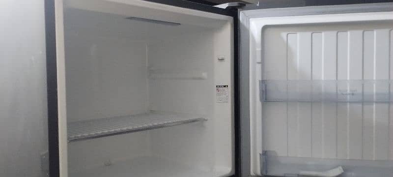 GREE Everest Refrigerator 2