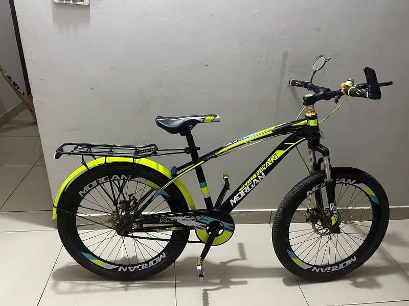 Two cycles for sale black for 20000 and neon for 20000 and both 35,000 5